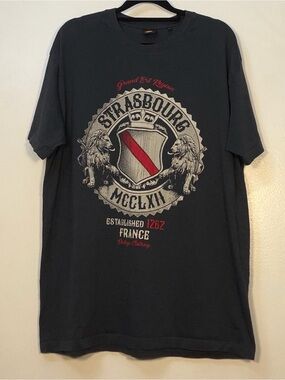 Strasbourg Crest Graphic Short Sleeve Tee - Black